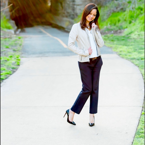 Meet your Posher, Marina - Picture 1 of 1